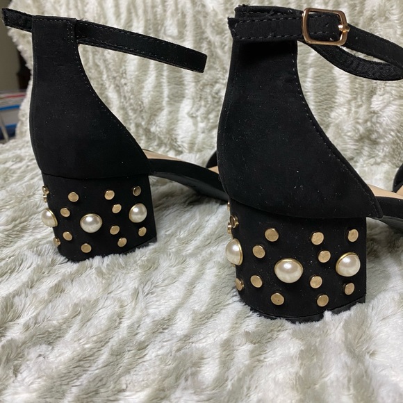 Metaphor strappy suede pumps - Picture 5 of 7